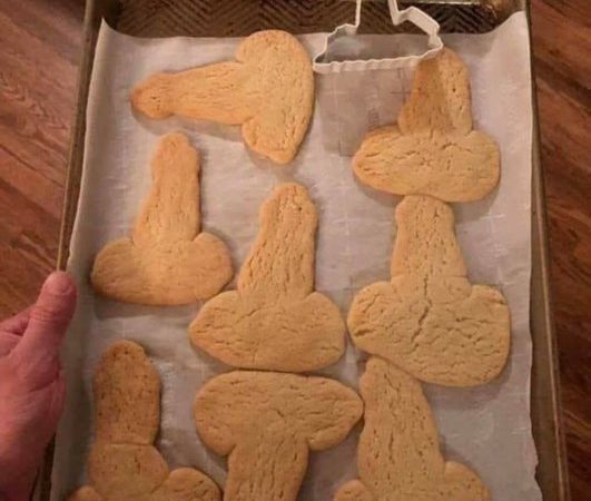 30 Epic Baking Fails During Quarantine Shared By People